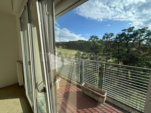 appartamento in vendita a Como in zona Prestino