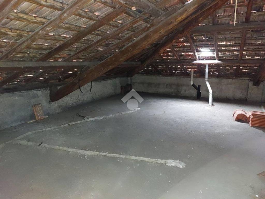 appartamento in vendita a Como in zona Monte Olimpino