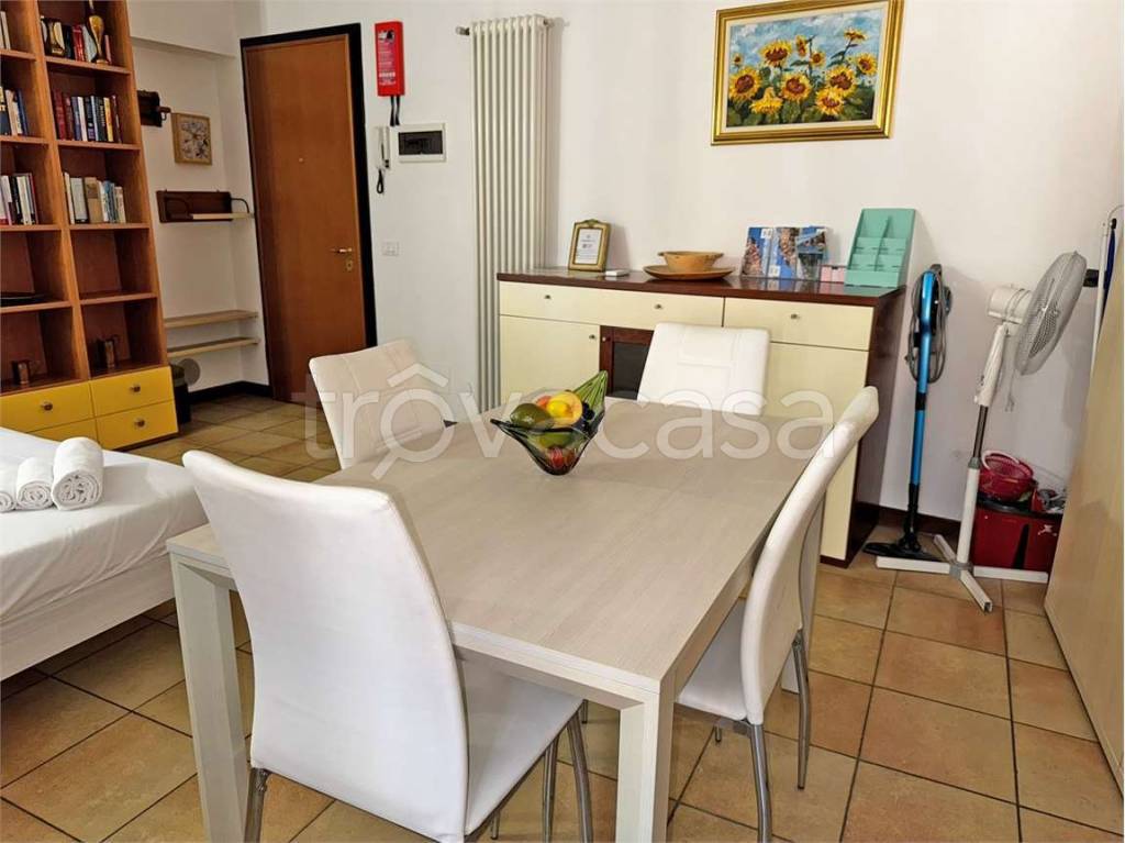 appartamento in vendita a Como in zona Borghi