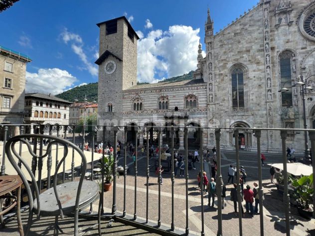 appartamento in vendita a Como in zona Como Centro