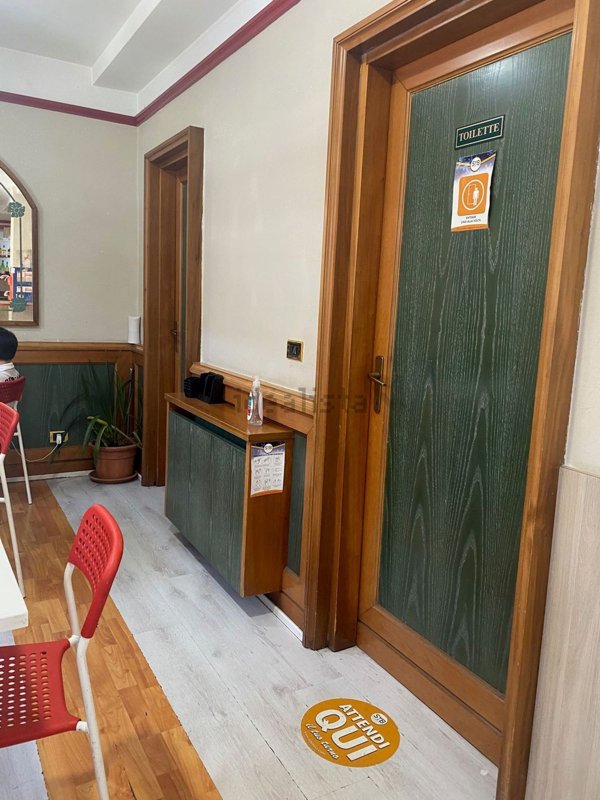 locale commerciale in vendita a Como