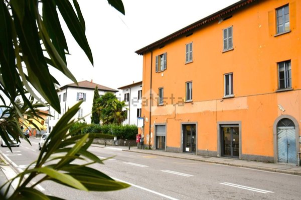 ufficio in vendita a Como in zona Camerlata