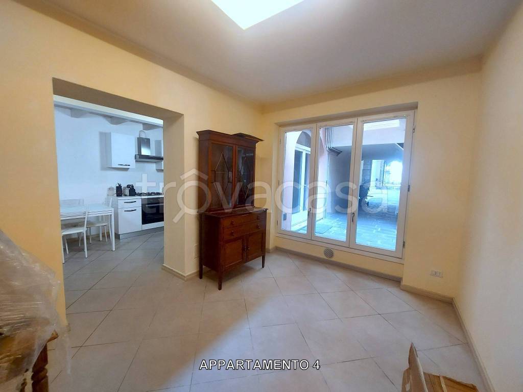 appartamento in vendita a Como in zona Como Centro