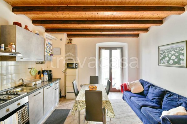 appartamento in vendita a Como in zona Rebbio