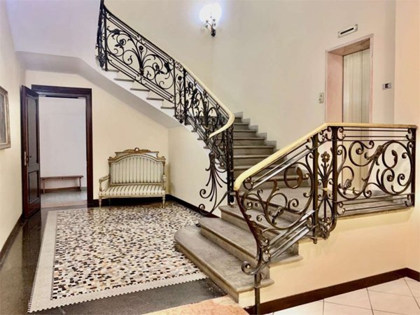 appartamento in vendita a Como in zona Borghi