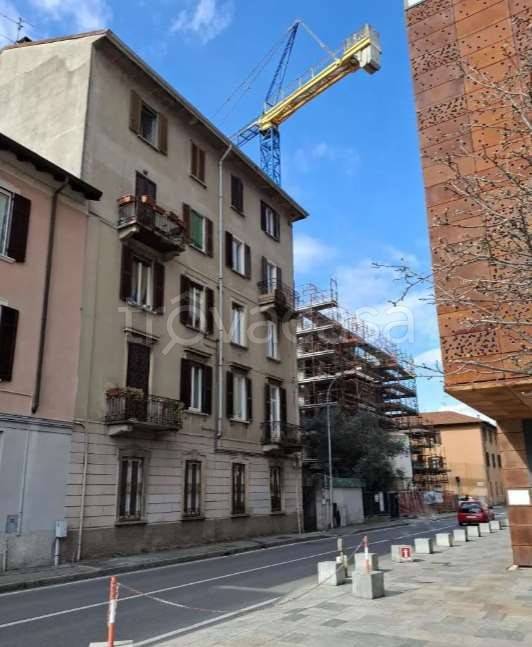 appartamento in vendita a Como in zona Como Centro