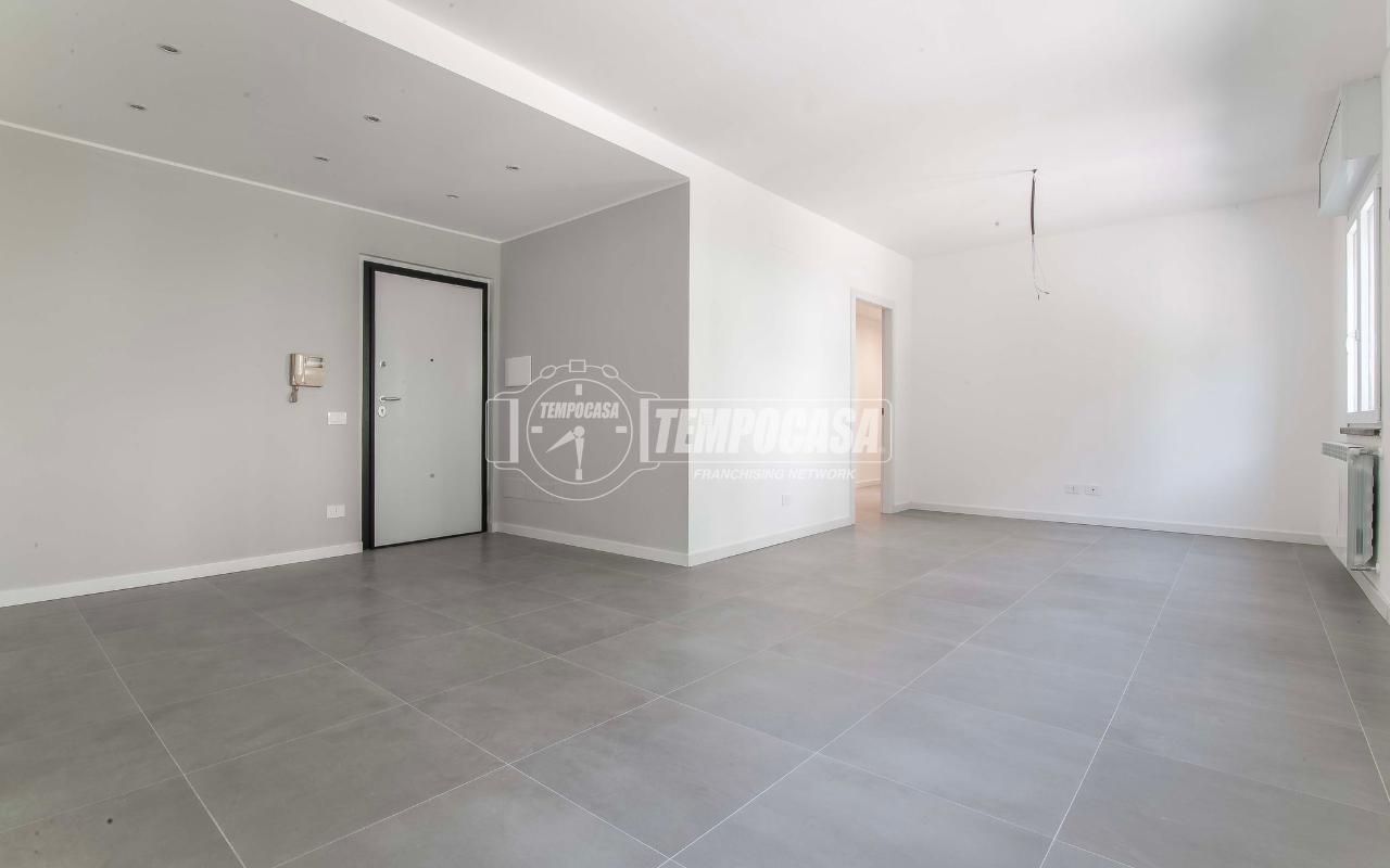 appartamento in vendita a Como in zona Borghi