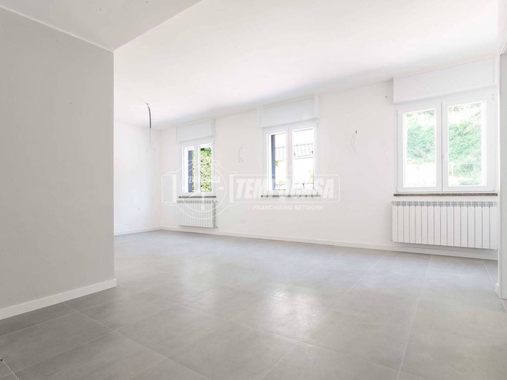 appartamento in vendita a Como in zona Borghi