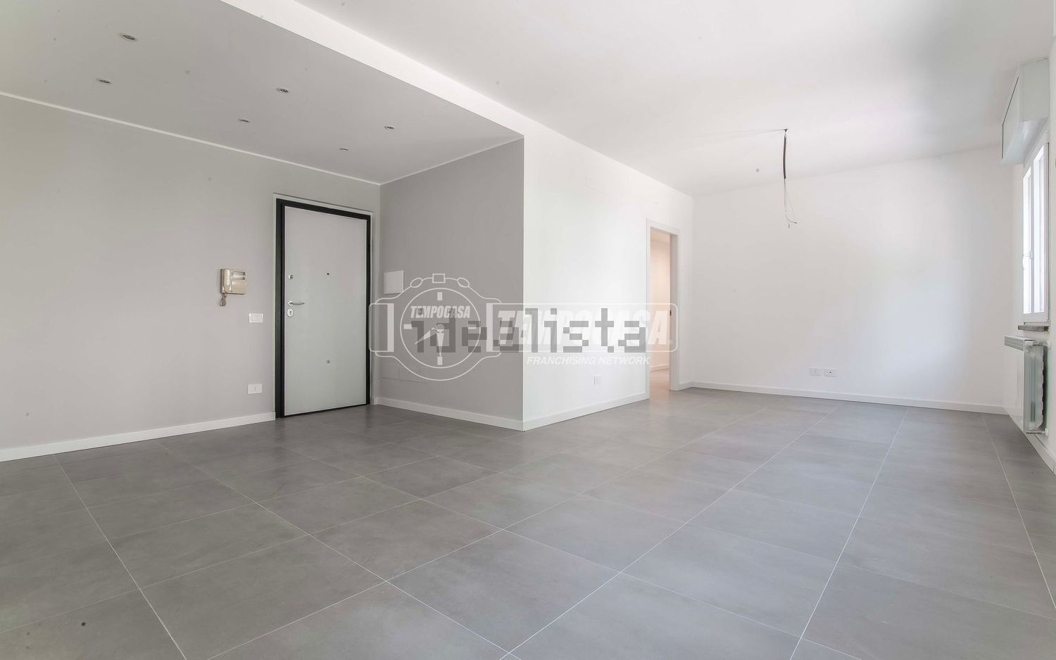 appartamento in vendita a Como in zona Borghi