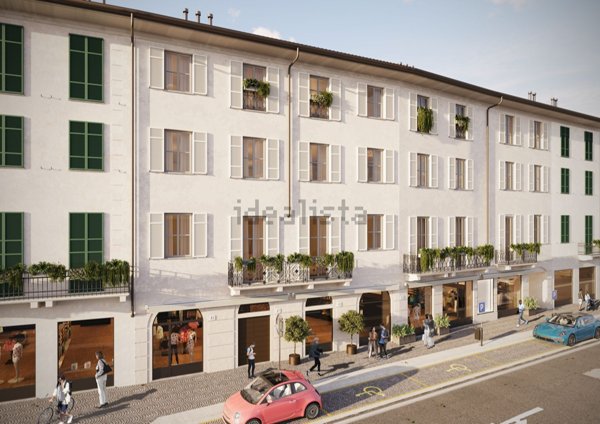 appartamento in vendita a Como in zona Como Centro