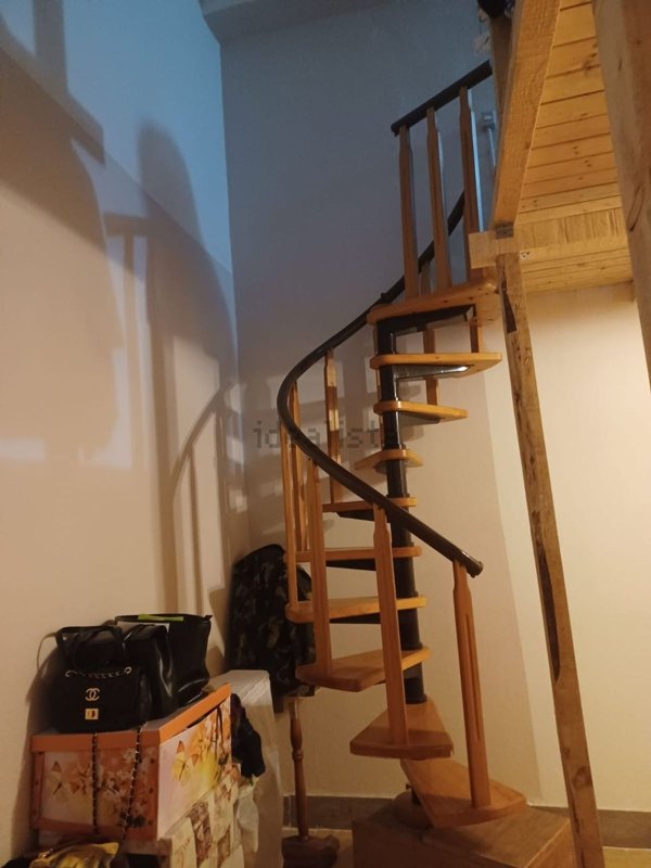 locale di sgombero in vendita a Como