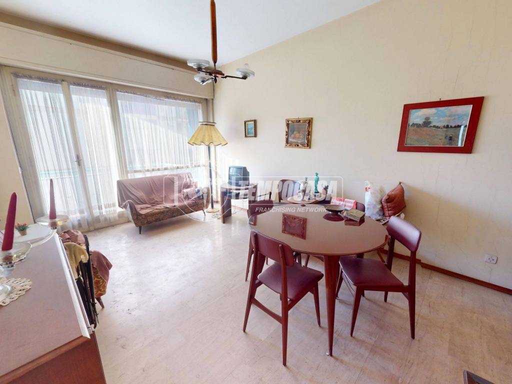 appartamento in vendita a Como in zona Como Centro