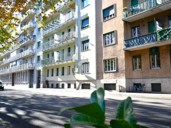 appartamento in vendita a Como in zona Como Centro