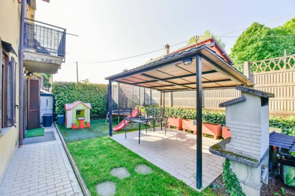 appartamento in vendita a Como in zona Albate