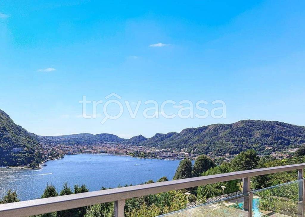 casa indipendente in vendita a Como