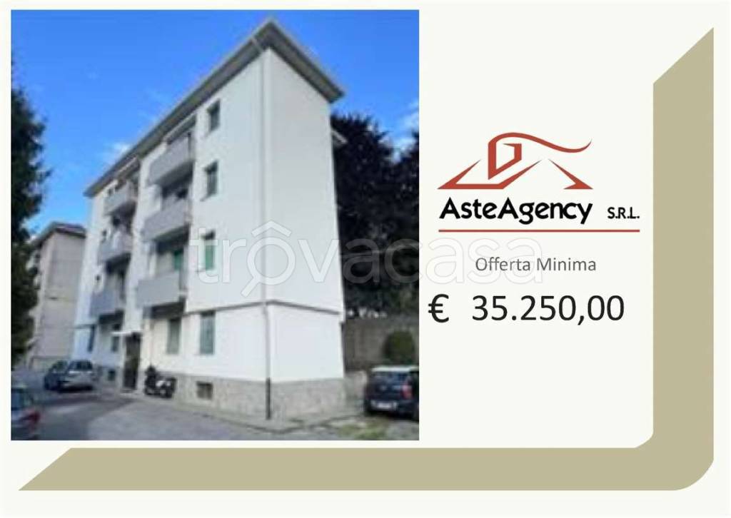 appartamento in vendita a Como in zona Trecallo