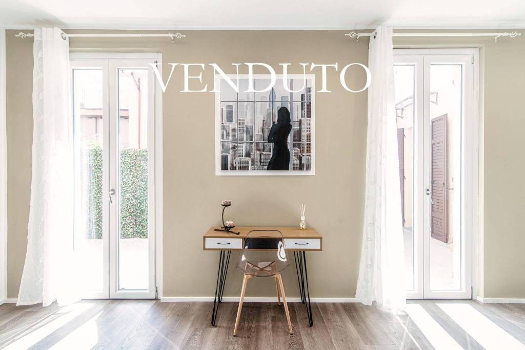 appartamento in vendita a Como in zona Como Centro