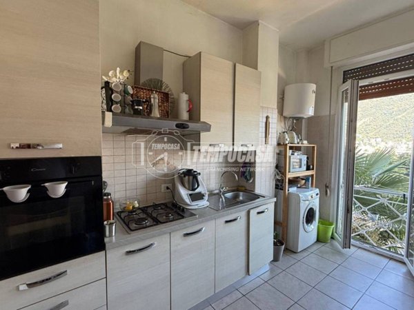 appartamento in vendita a Como in zona Breccia