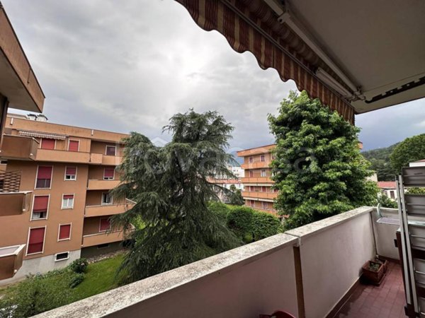 appartamento in vendita a Como in zona Camerlata