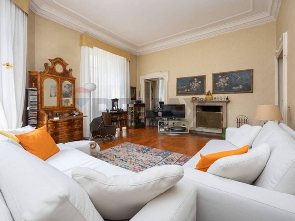 appartamento in vendita a Como in zona Como Centro