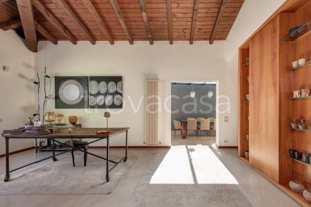 casa indipendente in vendita a Como in zona Camnago Volta