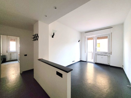 appartamento in vendita a Como in zona Camerlata