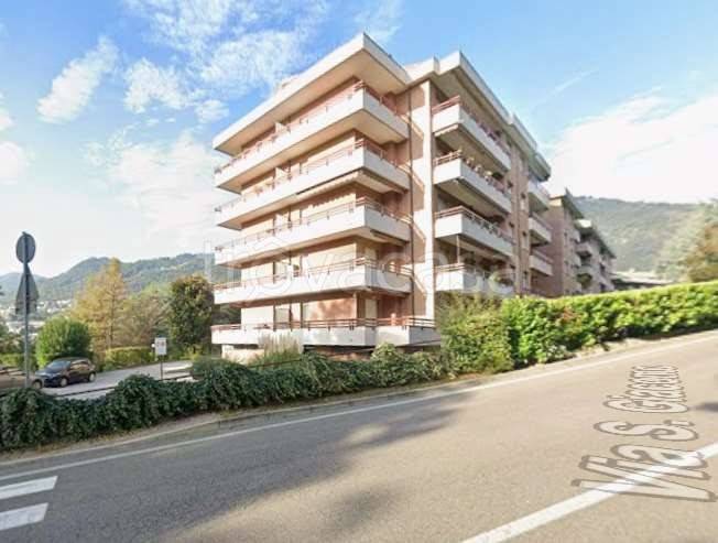 appartamento in vendita a Como in zona Sagnino