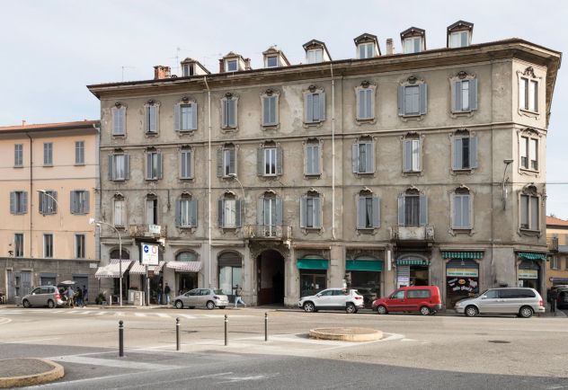 attico in vendita a Como in zona Via Milano