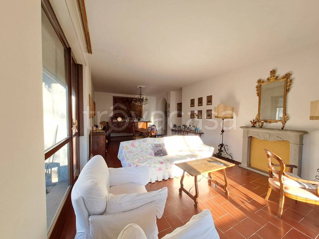 appartamento in vendita a Como in zona Prudenziana