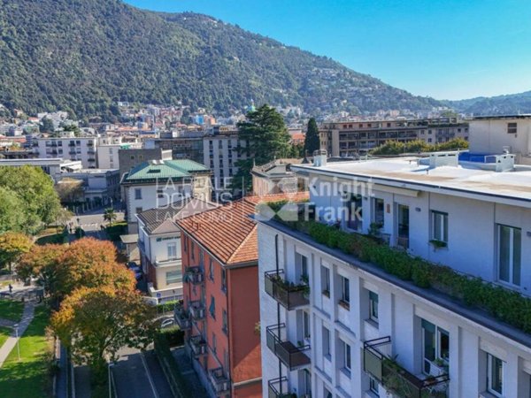 appartamento in vendita a Como in zona Como Centro