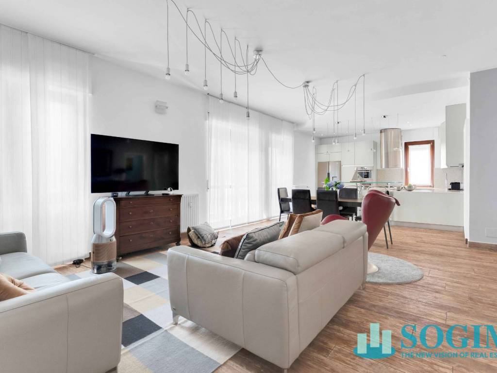 appartamento in vendita a Como in zona Como Centro