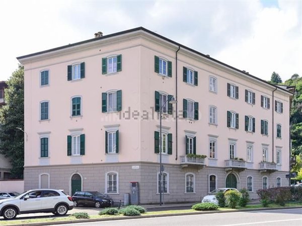 appartamento in vendita a Como in zona Como Centro