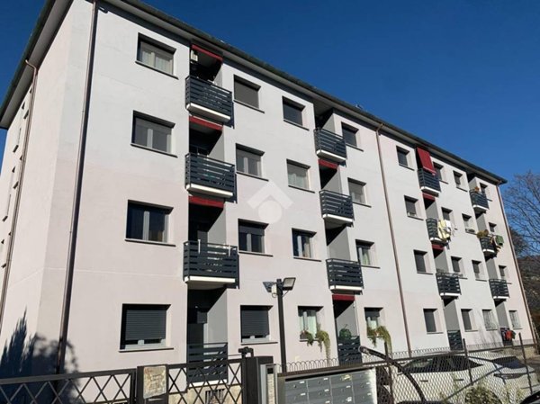 appartamento in vendita a Como in zona Albate