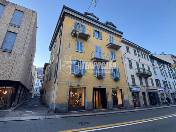 appartamento in vendita a Como in zona Como Centro