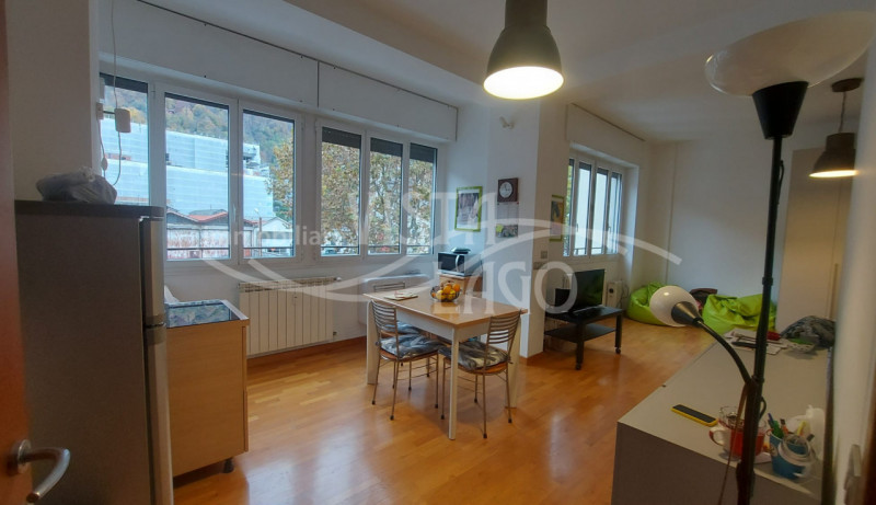 appartamento in vendita a Como in zona Via Innocenzo XI