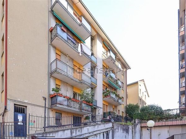 appartamento in vendita a Como in zona Camerlata