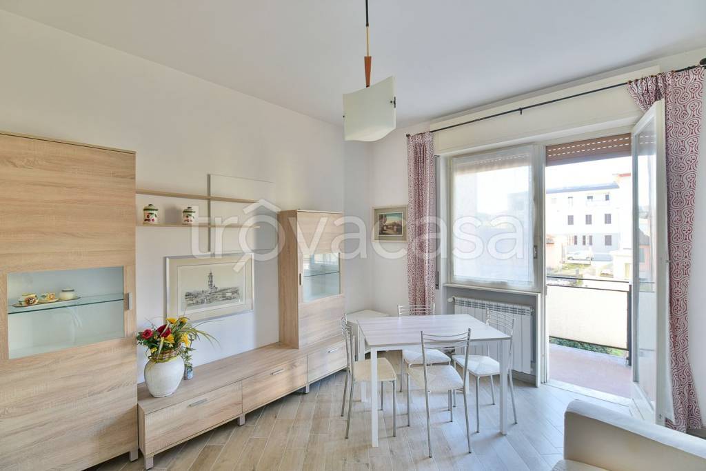 appartamento in vendita a Como in zona Camerlata