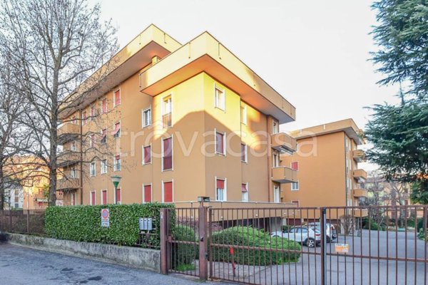 appartamento in vendita a Como in zona Rebbio