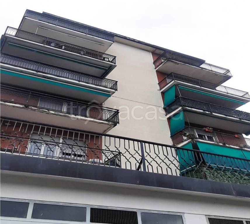 appartamento in vendita a Como in zona Ponte Chiasso