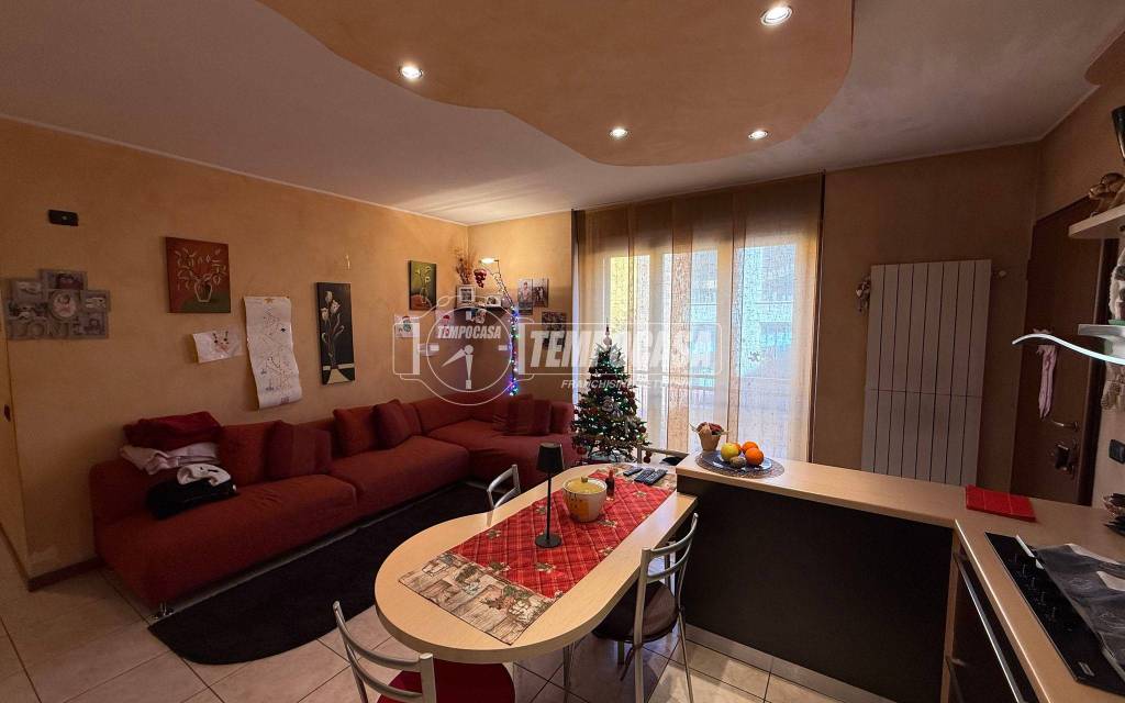 appartamento in vendita a Como in zona Ponte Chiasso