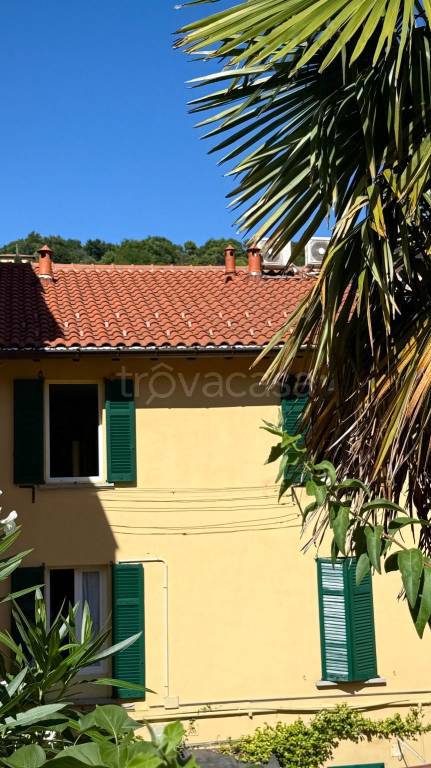 appartamento in vendita a Como in zona Monte Olimpino