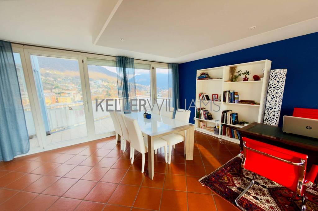 appartamento in vendita a Como in zona Como Centro