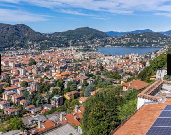 casa indipendente in vendita a Como in zona Garzola