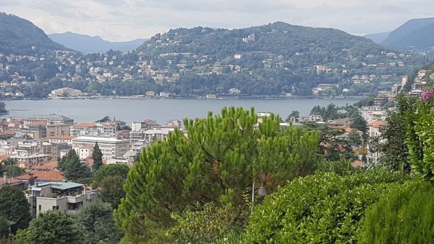 casa indipendente in vendita a Como in zona Como Centro