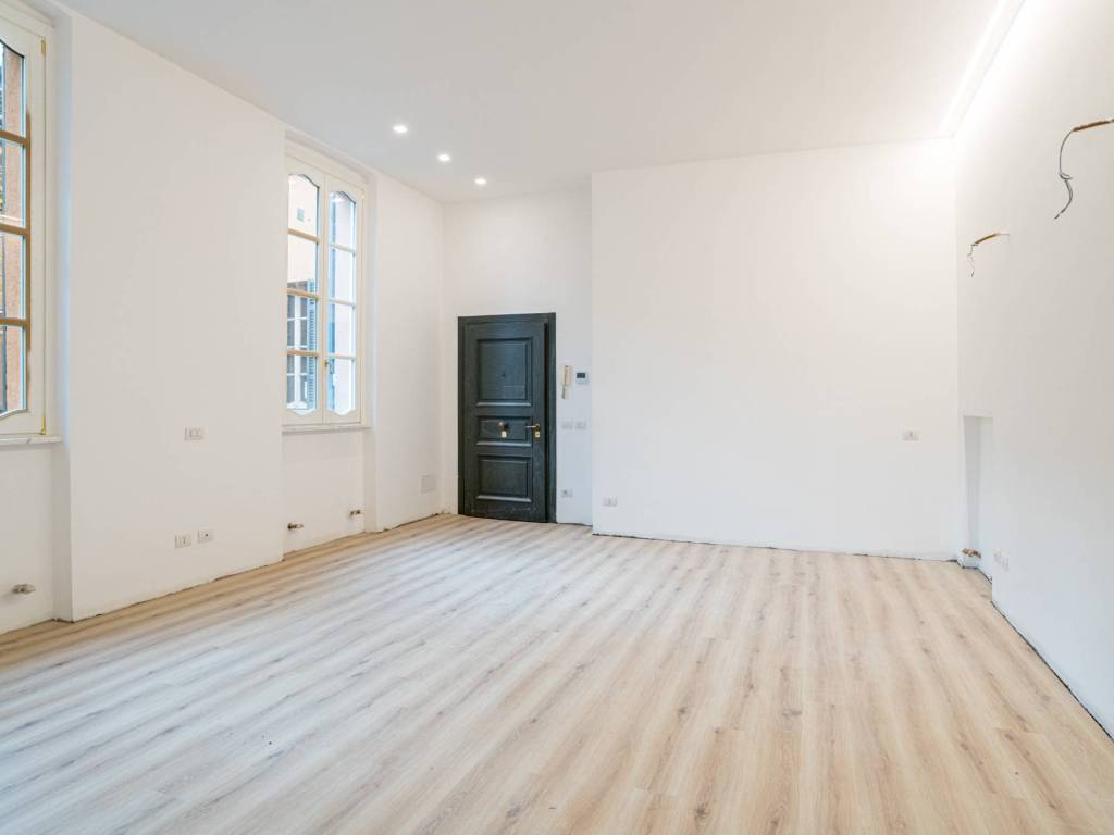 appartamento in vendita a Como in zona Piazza Volta