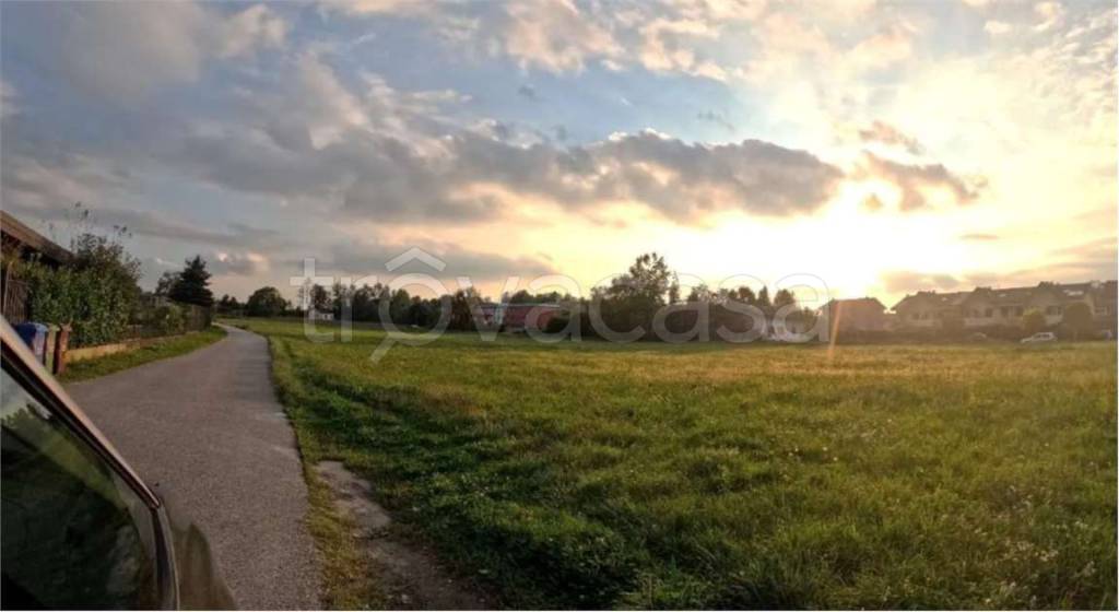 appartamento in vendita a Como in zona Albate