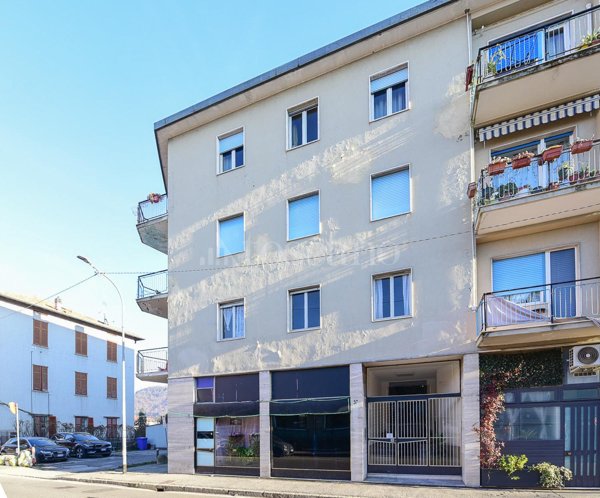 appartamento in vendita a Como in zona Camerlata