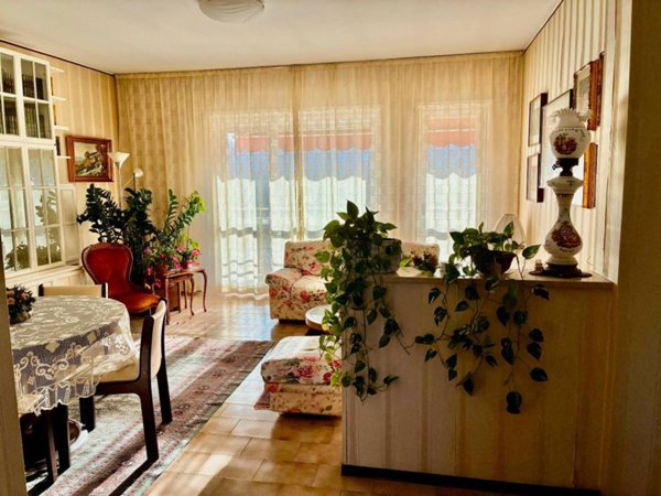 appartamento in vendita a Como in zona Sagnino