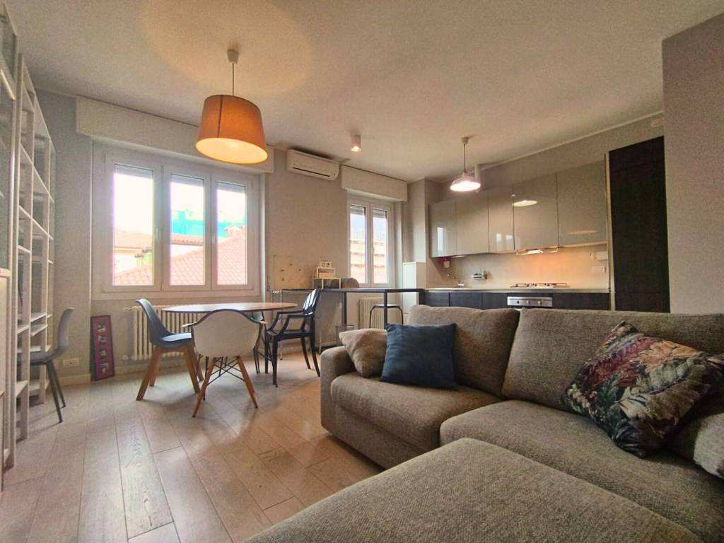 appartamento in vendita a Como in zona Como Centro