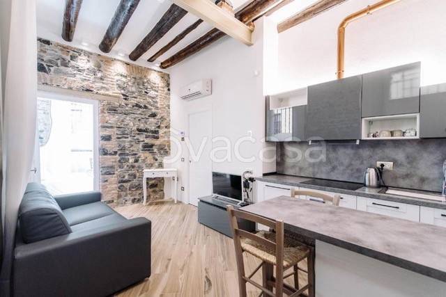 appartamento in vendita a Como in zona Como Centro